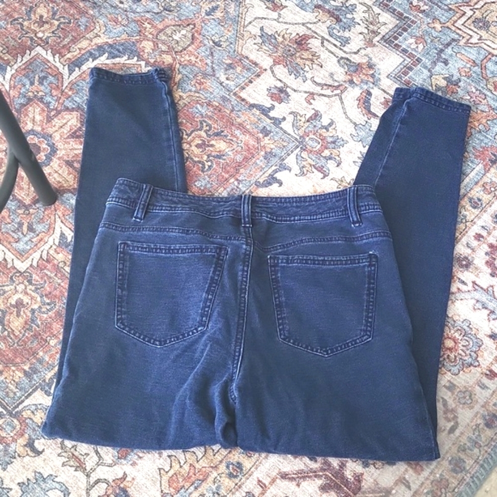 Skinny jeans